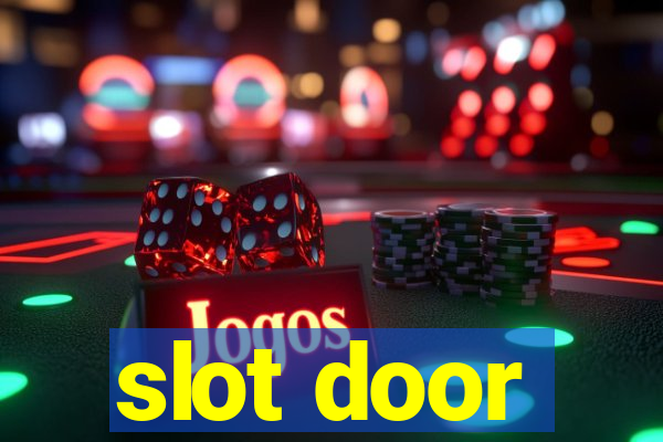 slot door