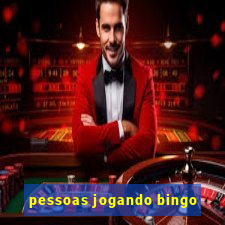 pessoas jogando bingo