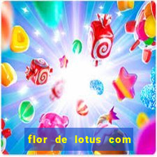 flor de lotus com lua tatuagem