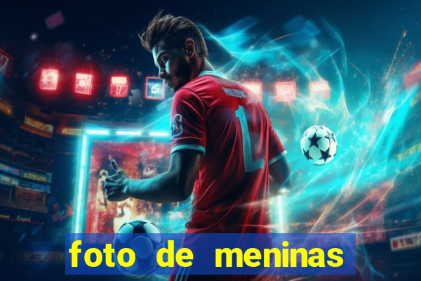 foto de meninas cacheadas no espelho